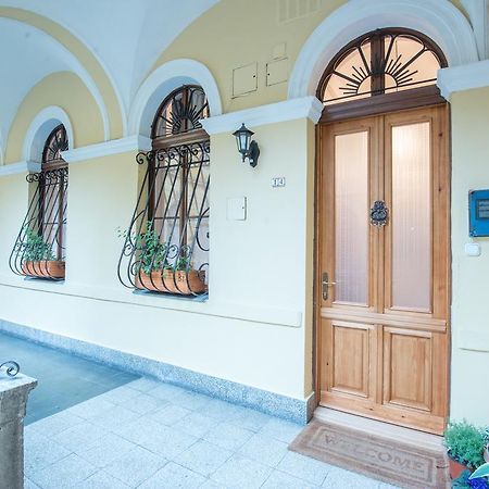 Rustic Elegance Apartman Budapest Kültér fotó